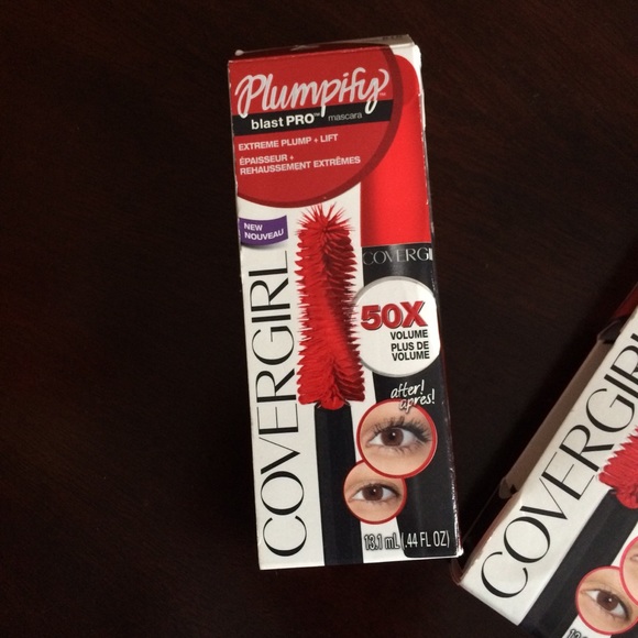 Lot of Covergirl Mascara Plumpify Blast Pro - Picture 2 of 3